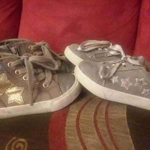 Toddler girls size 6 shoes! 2 pair:)
